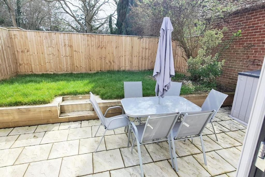 Walnut Flats-F2, 3-Bedroom With Garden & Patio - Ac, Parking, Netflix, Wifi - Close To Oxford, Bicester & Blenheim Palace Exterior foto